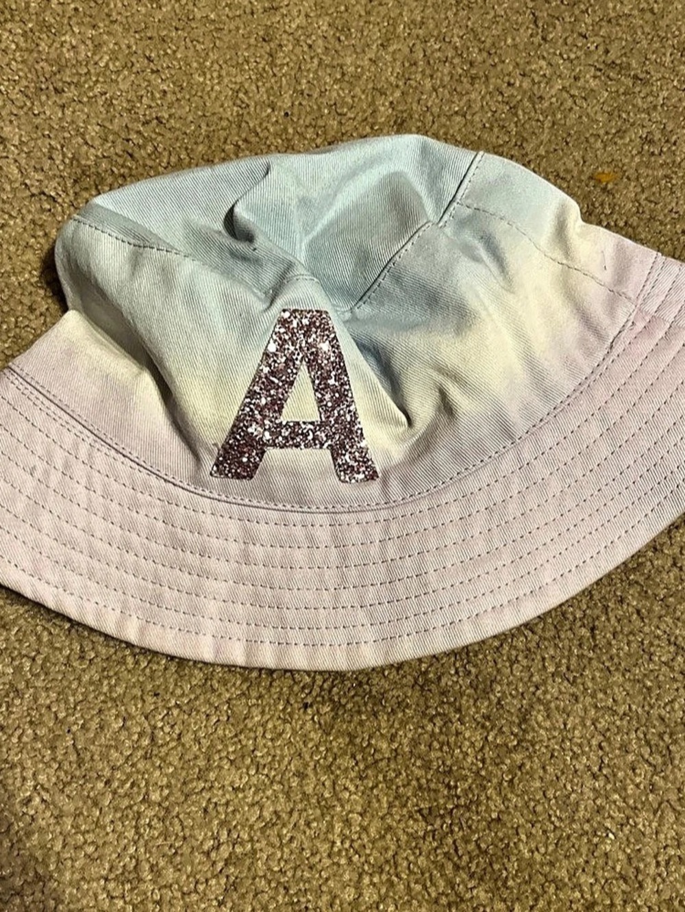 Tie-Dye Bucket Hat in Pink & Green Like New